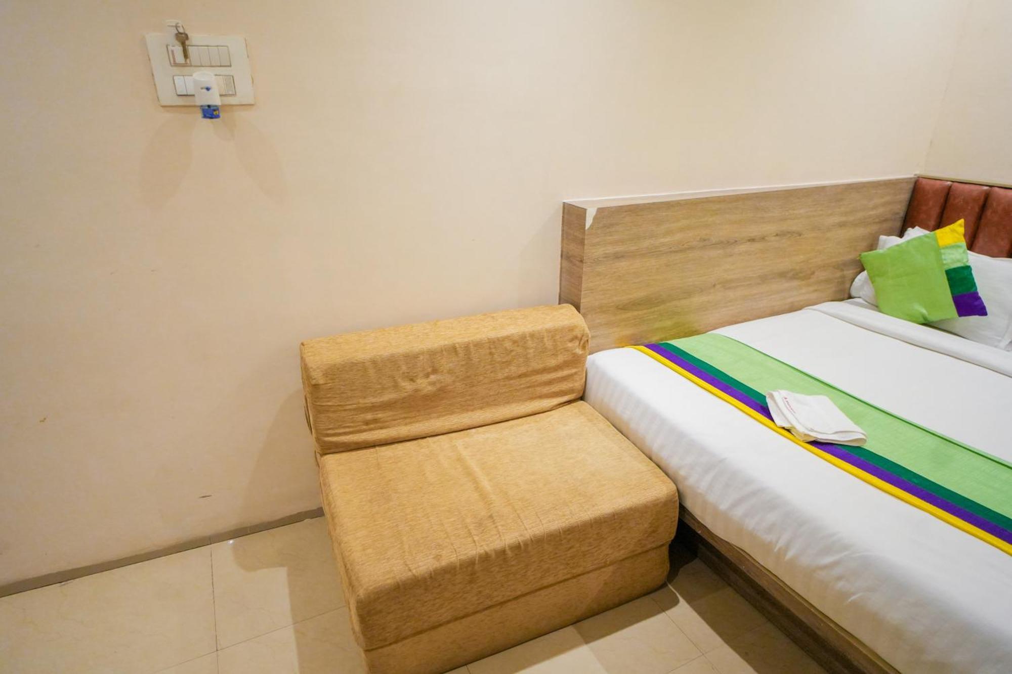 Hotel Skylink Hospitality Mahalaxmi Mumbai Exterior photo